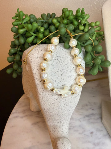 The Grace Pearl Bracelet