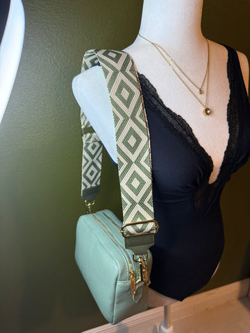 Elegant Italian shoulder bag